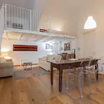 Charming Studio Near Piazza Castello By Wonderful Italy